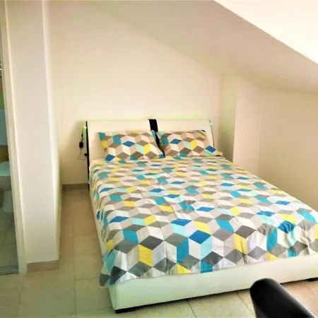 Milic - With Sea View 4 - 2 Apartmán Gornji Karin