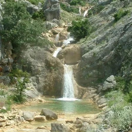 Milic - With Sea View 4 - 2 Lejlighed