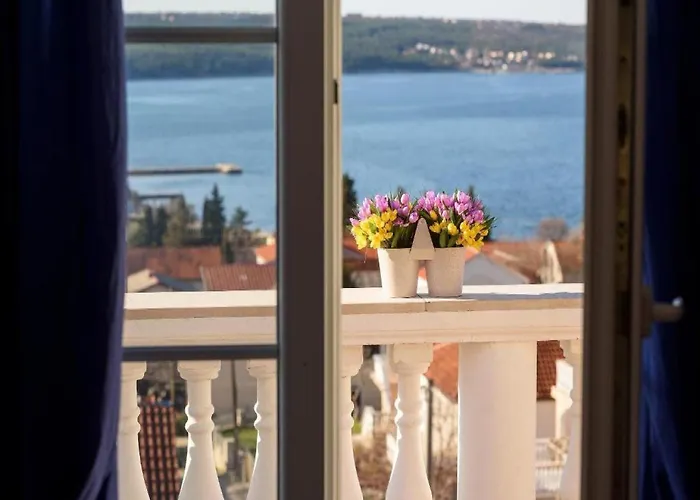 Milic - With Sea View 4 - 2 Горни-Карин